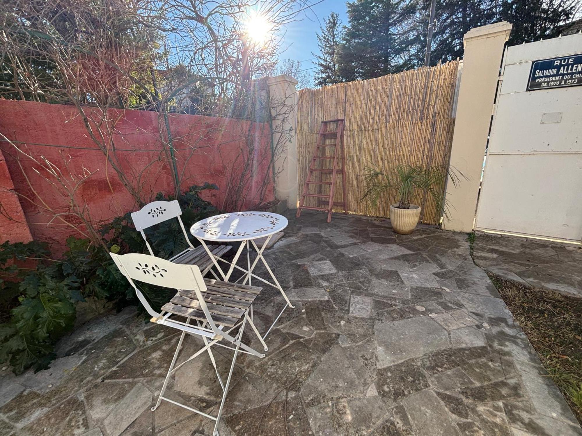 Studio Cosy Avec Clim Et Terrasse Ideal Couple Avignon Eksteriør billede